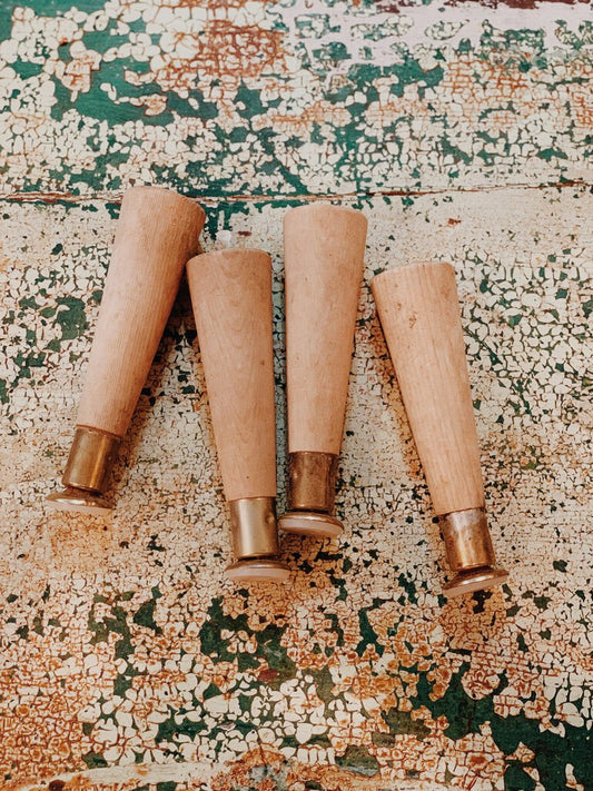 MID CENTURY LEG