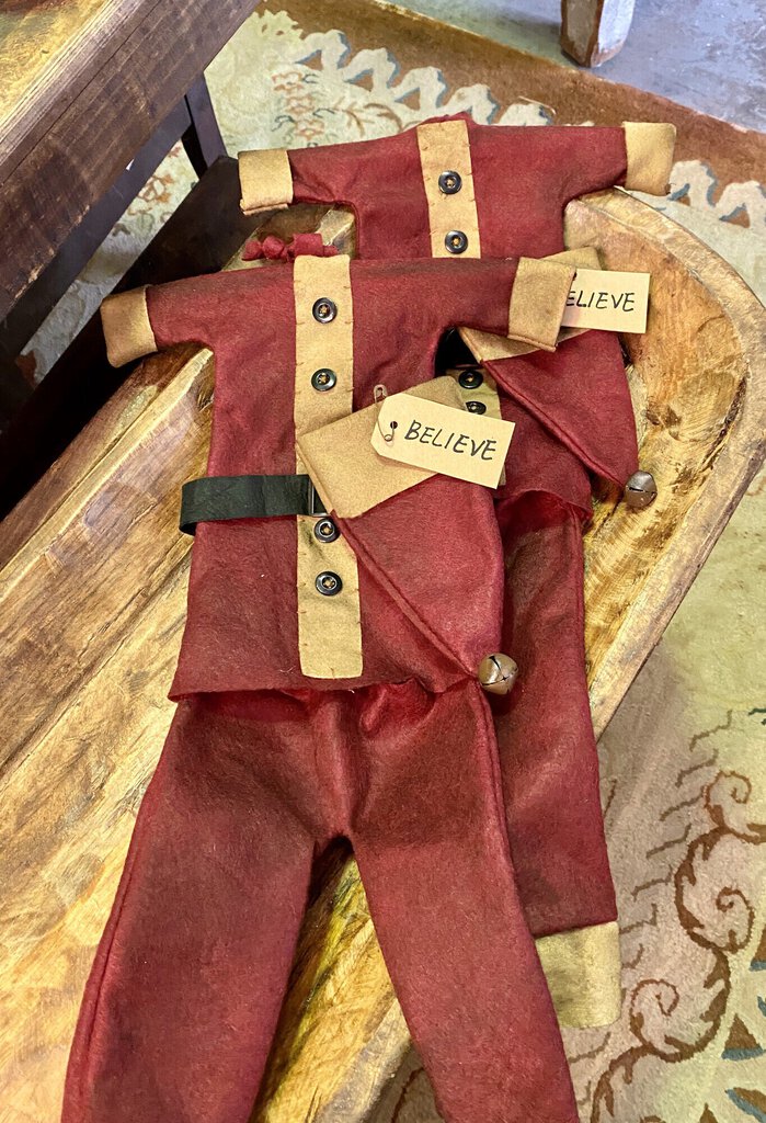 HANGING SANTA SUIT