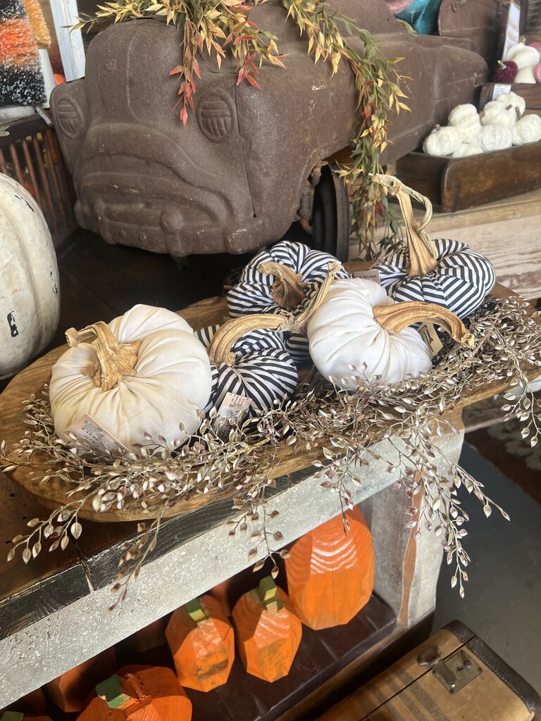 LITTLE LUNA DRAPING LEAVES