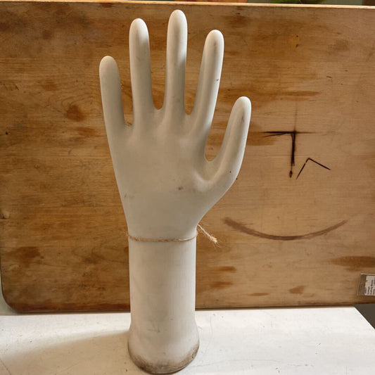 GLOVE MOLD