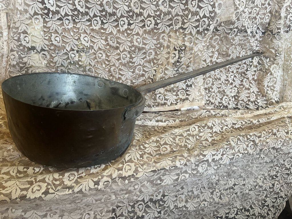 COPPER POT