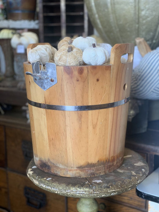 ICE CREAM BUCKET