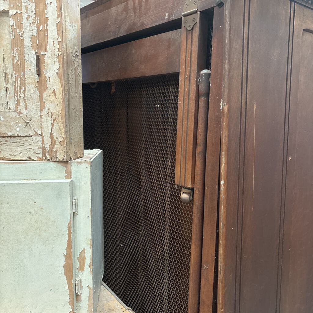 ANTIQUE MURPHY BED ARMOIRE