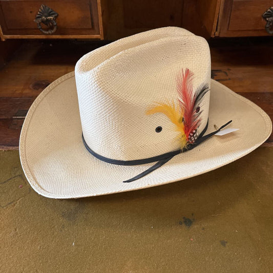 LADIES STRAW HAT WITH FEATHER BAND