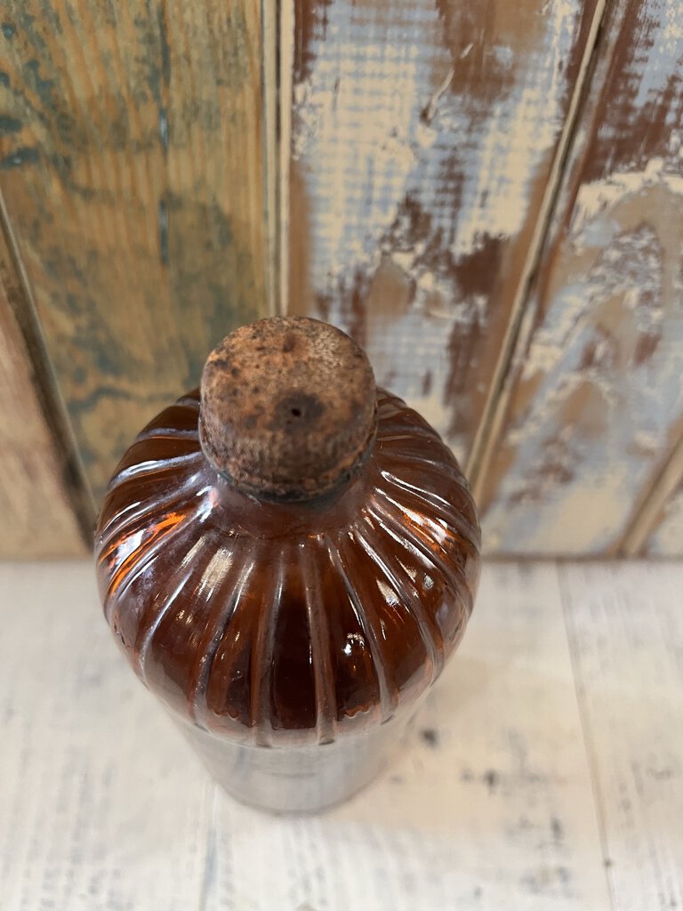 GLASS BOTTLE
