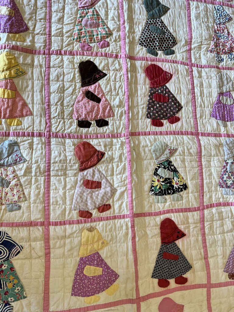 SUNBONNET SUE QUILT