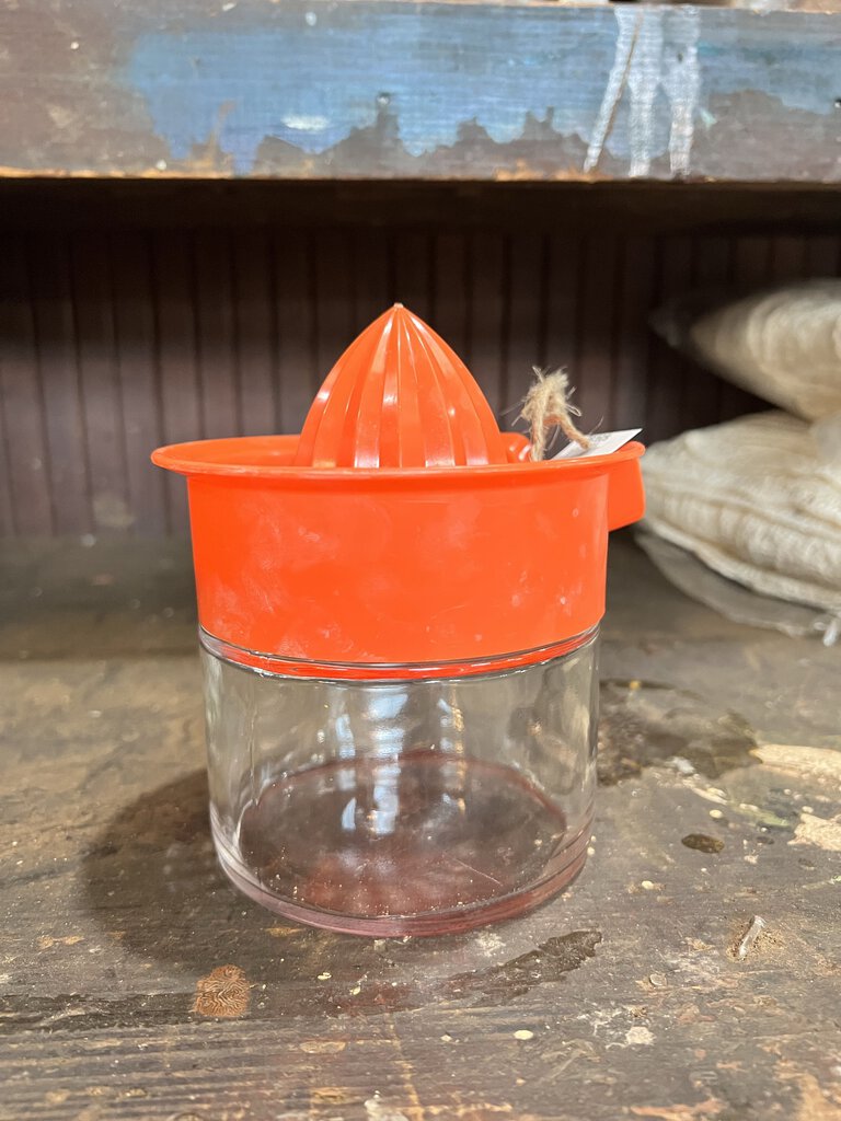 VINTAGE JUICER