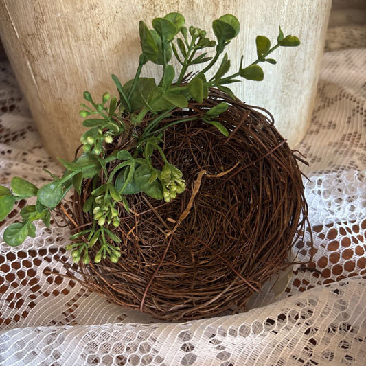 BIRDNEST WITH EUCALYPTUS