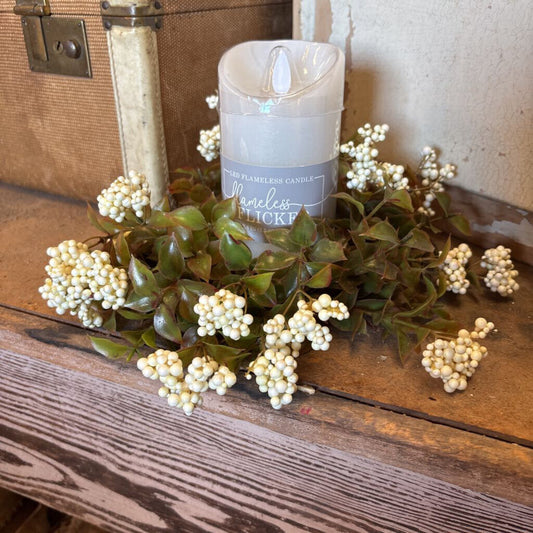 LINDLEY BERRY CANDLE RING