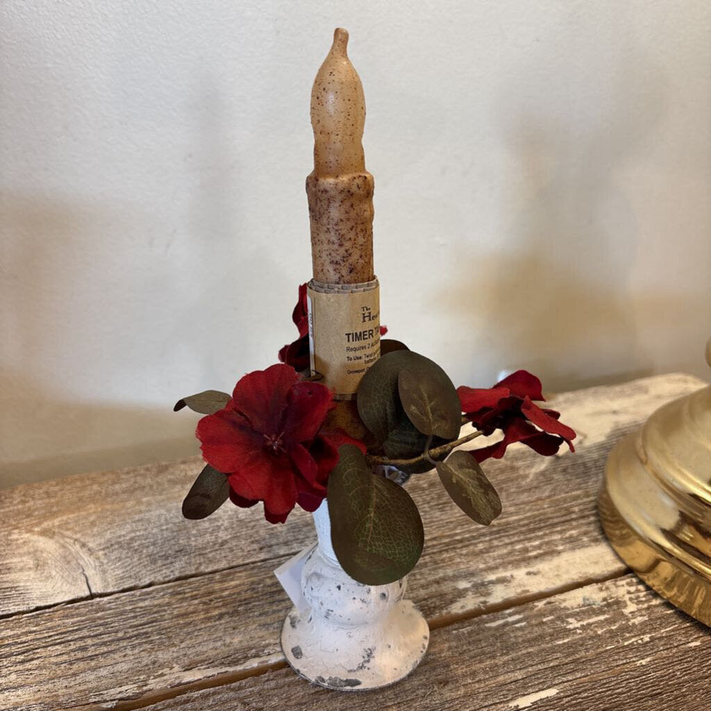 GERANIUM AND EUCALYPTUS CANDLE RING