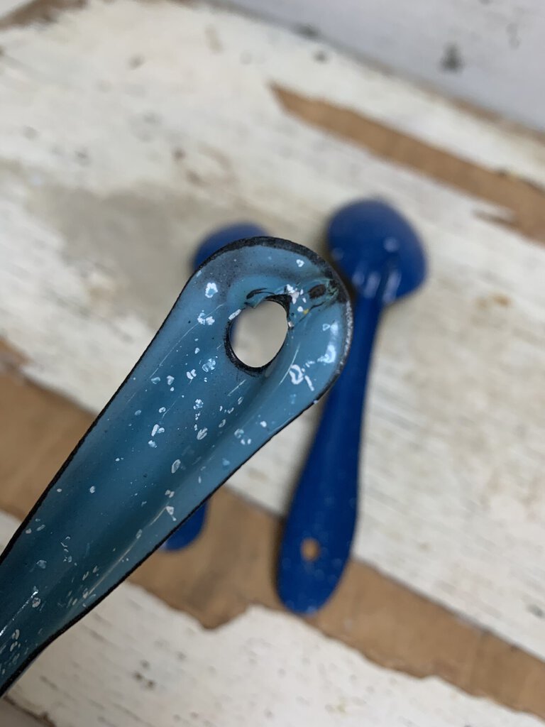 VINTAGE BLUE SPECKLED ENAMEL SPOON SET
