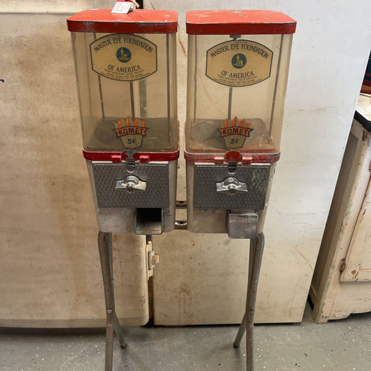 VINTAGE COMET DOUBLE CANDY DISPENSER MASTER EYE FOUNDATION OF AMERICA
