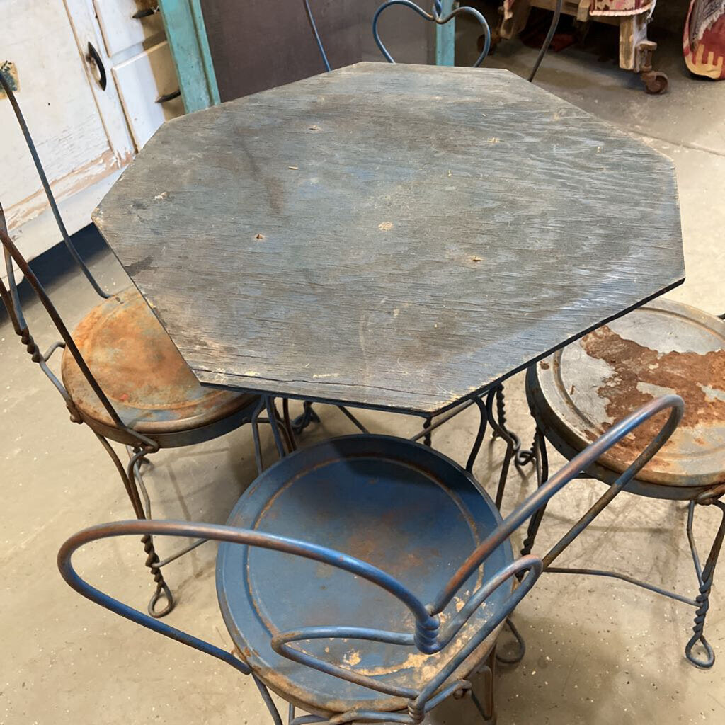 ICE CREAM PARLOR TABLE AND CHAIRS