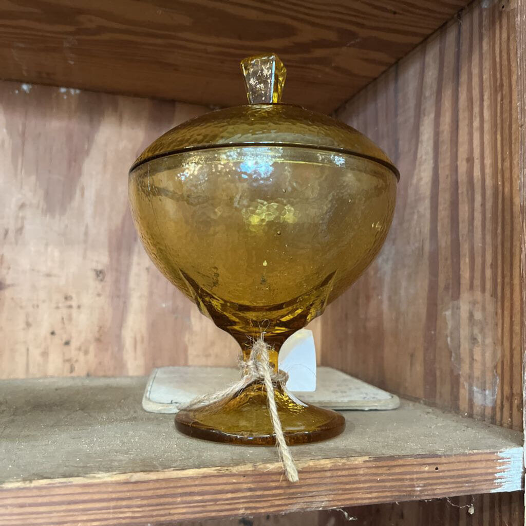 GLASS DISH WITH LID