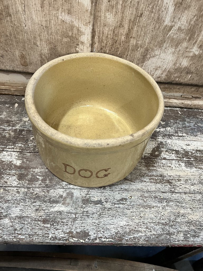 ROSEVILLE USA POTTERY DOG BOWL