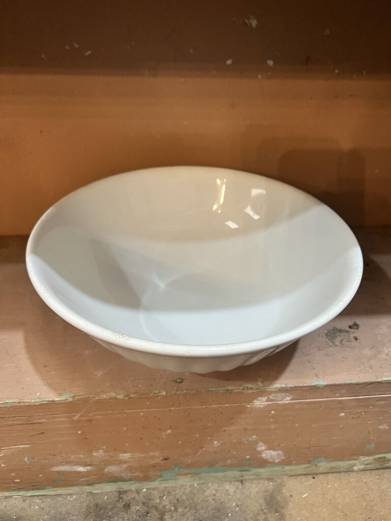 MADE IN ITALY MILK PORCELIN BOWL
