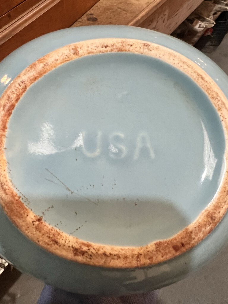 VINTAGE USA CRONIN TULIP PITCHER