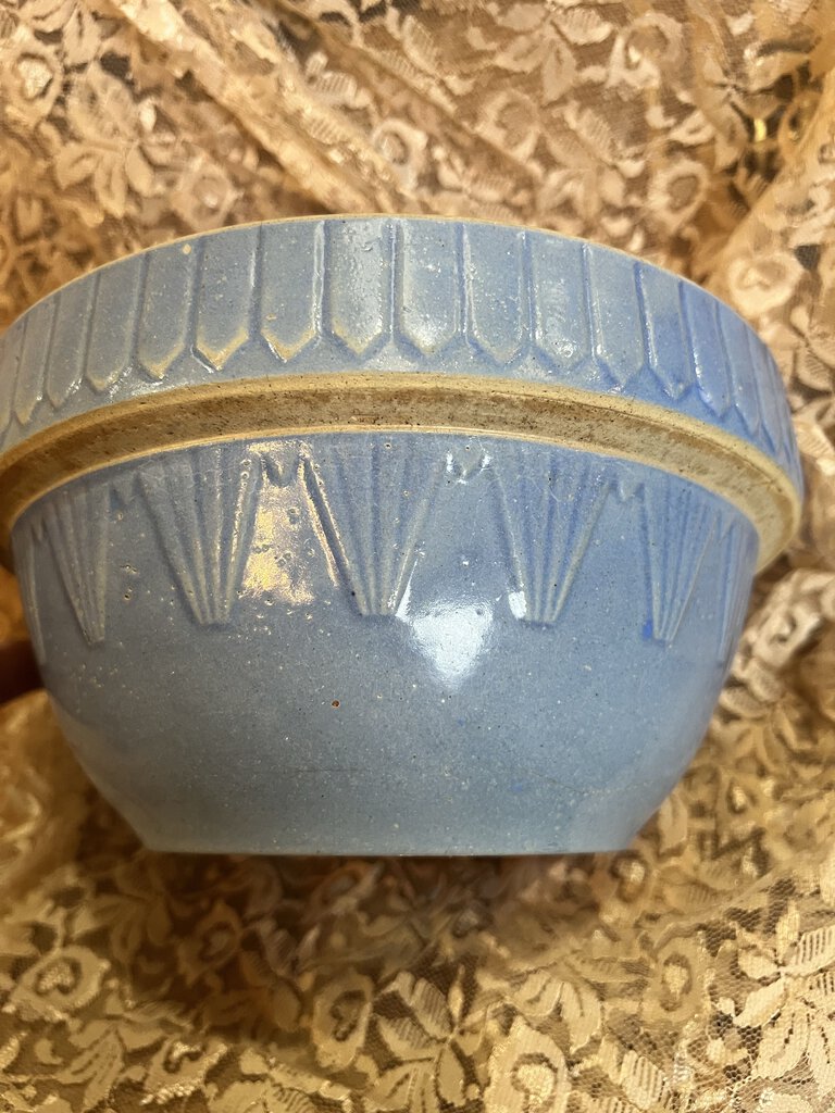 VINTAGE STONEWARE POTTERY BOWL