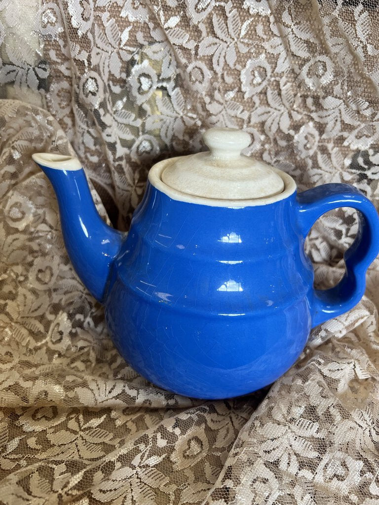 VINTAGE OXFORD STONEWARE TEAPOT